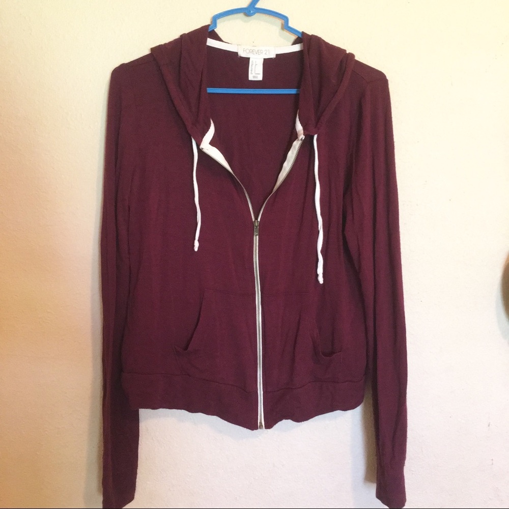 ✨Forever 21 Maroon Zip-up hoodie✨